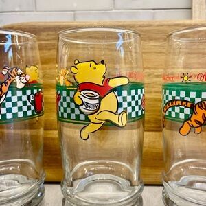Disney Winnie the Pooh Glass Set - Multicolor